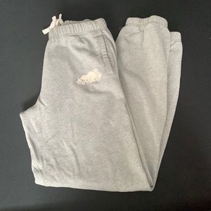Roots sweats